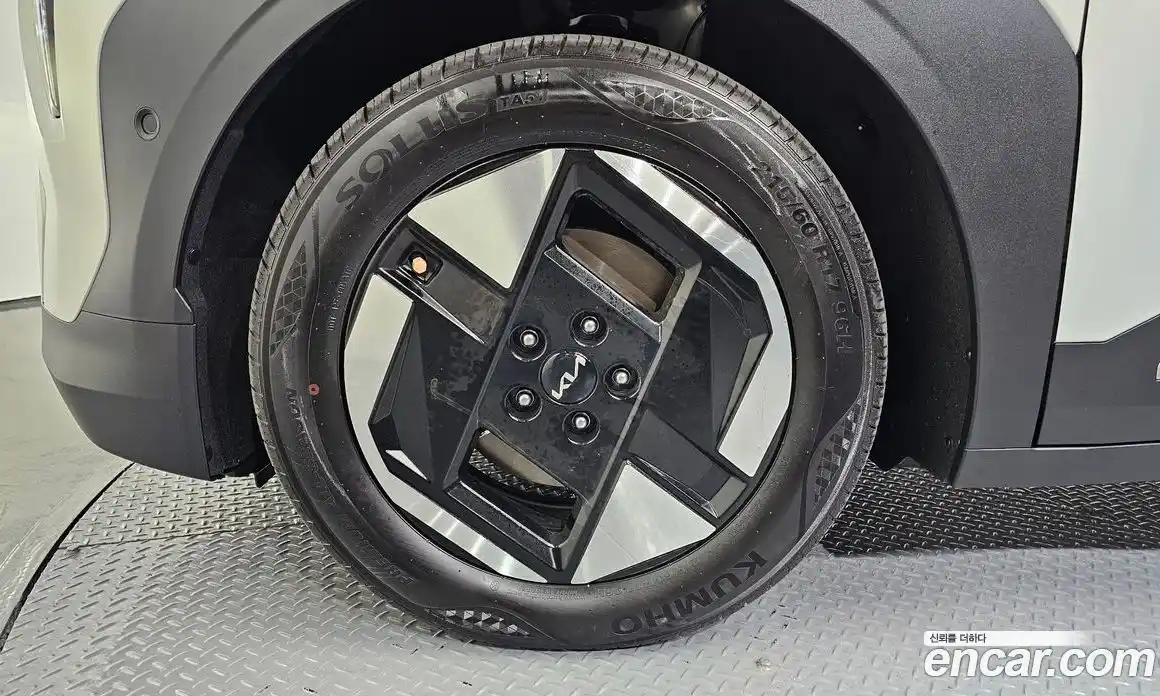 Kia EV3 2024 0.2 автомат (гидро), фото 5