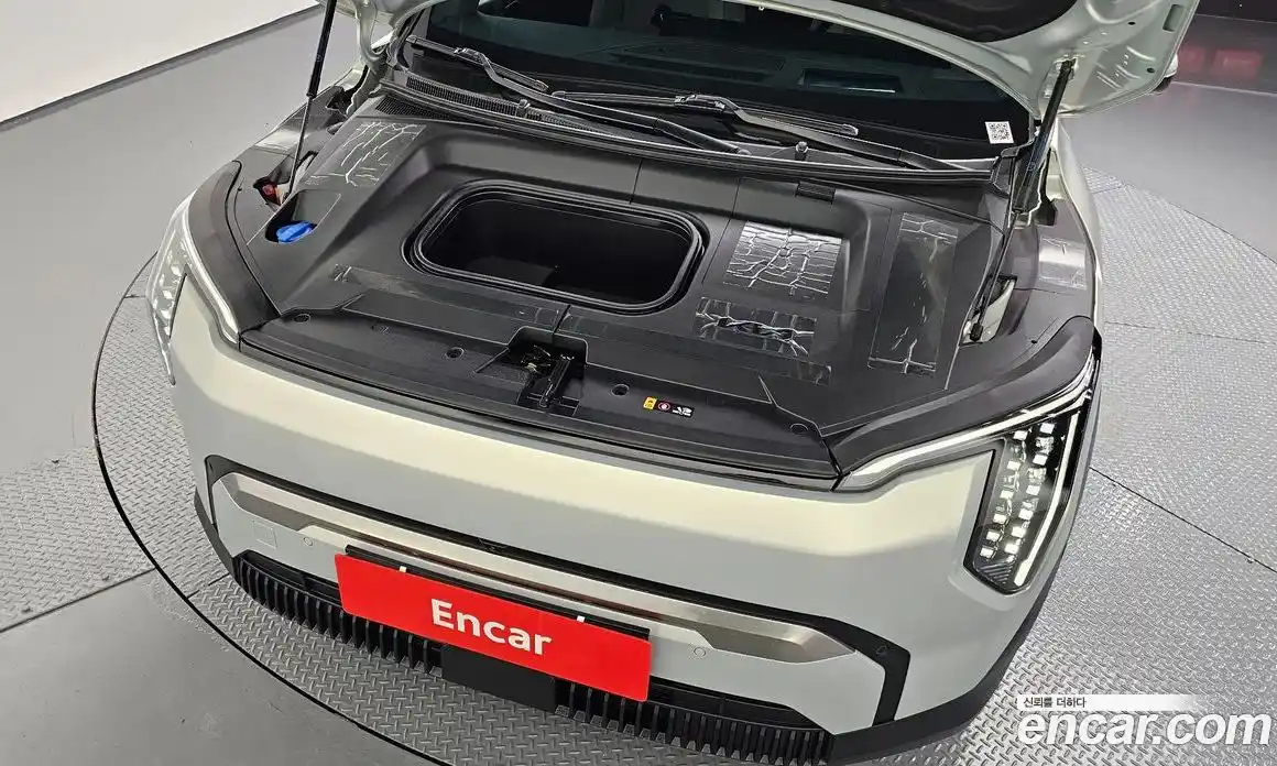 Kia EV3 2024 0.2 автомат (гидро), фото 6