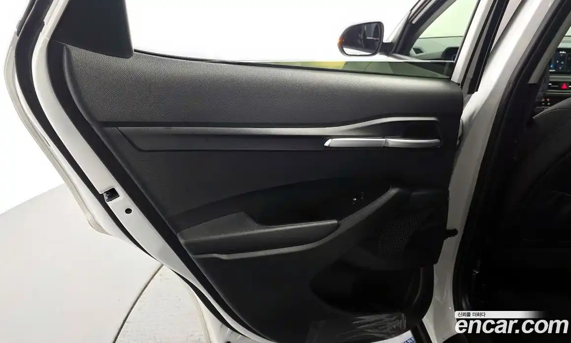 Kia Seltos 2025 1.6 автомат (гидро), фото 15