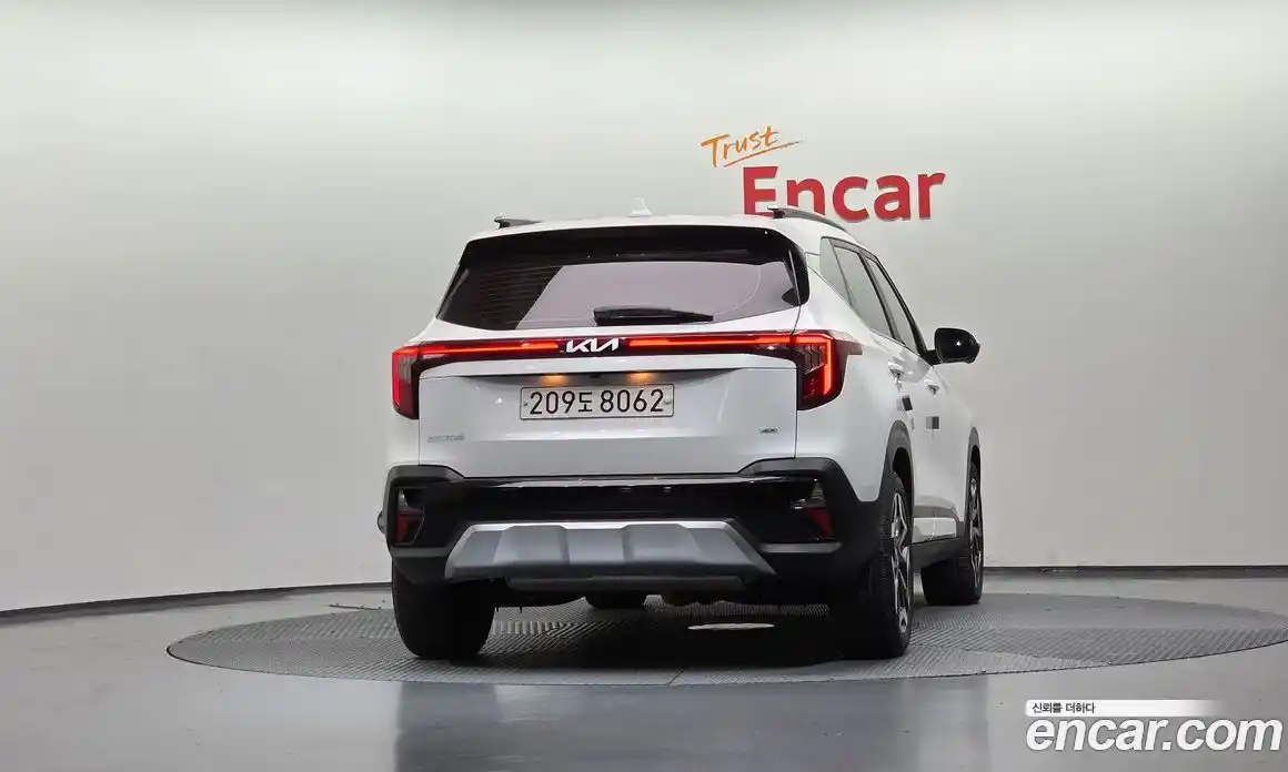 Kia Seltos 2022 1.6 автомат (гидро), фото 4
