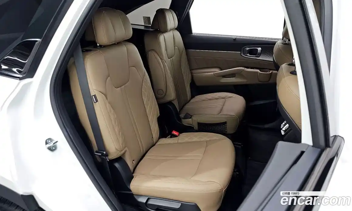 Kia Sorento 2024 1.6 автомат (гидро), фото 33