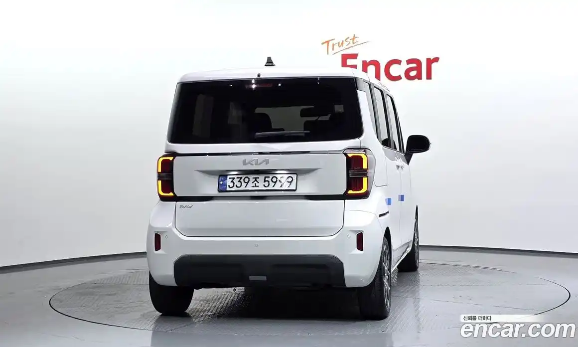 Kia Ray 2023 1.0 автомат (гидро), фото 4