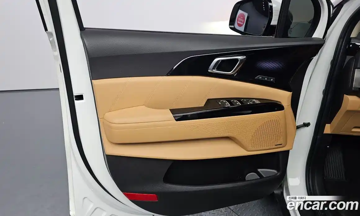 Kia Carnival 2023 2.2 автомат (гидро), фото 14