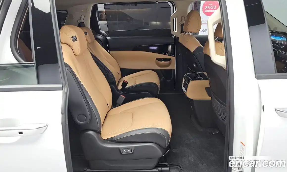 Kia Carnival 2023 2.2 автомат (гидро), фото 16