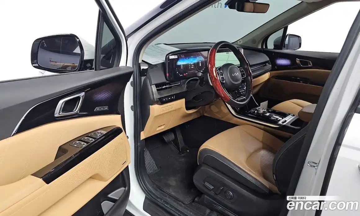 Kia Carnival 2023 2.2 автомат (гидро), фото 18