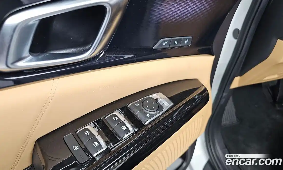 Kia Carnival 2023 2.2 автомат (гидро), фото 24