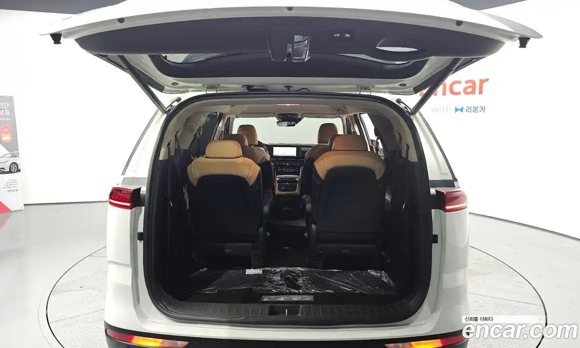 Kia Carnival 2023 2.2 автомат (гидро), фото 26
