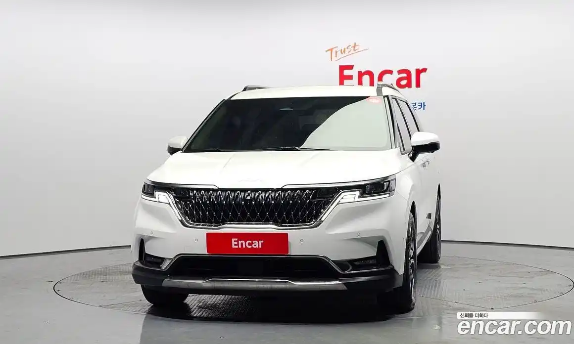 Kia Carnival 2023 2.2 автомат (гидро), фото 3
