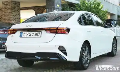Kia K3 2023 1.6 автомат (гидро), миниатюра 4