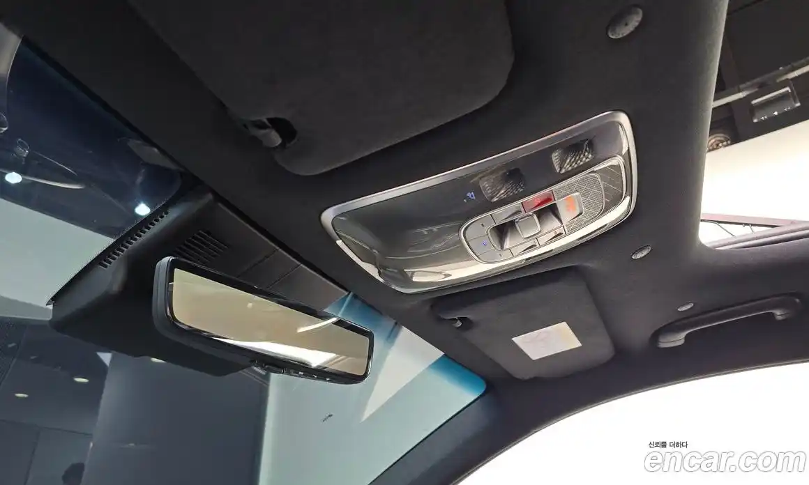 Genesis GV70 2025 2.5 автомат (гидро), фото 27