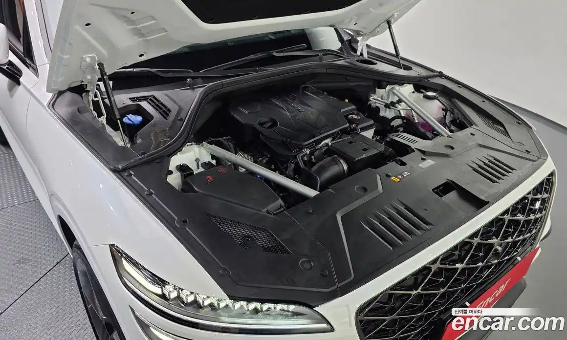 Genesis GV70 2025 2.5 автомат (гидро), фото 6