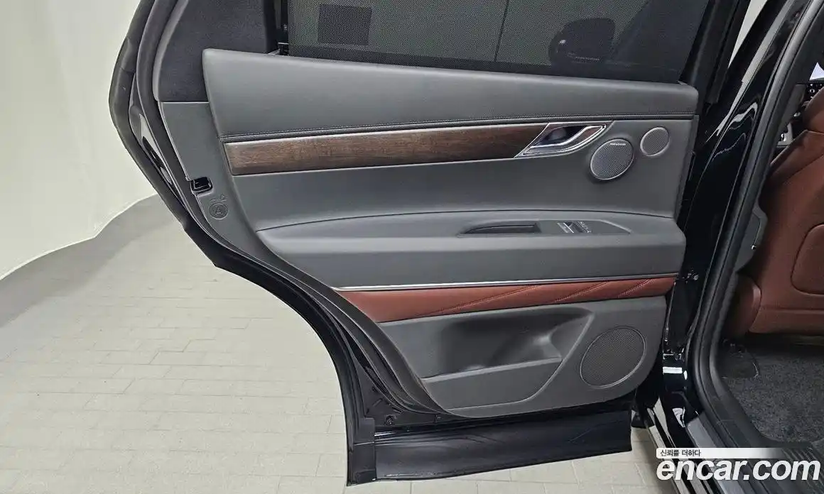 Genesis GV80 2025 2.5 автомат (гидро), фото 15
