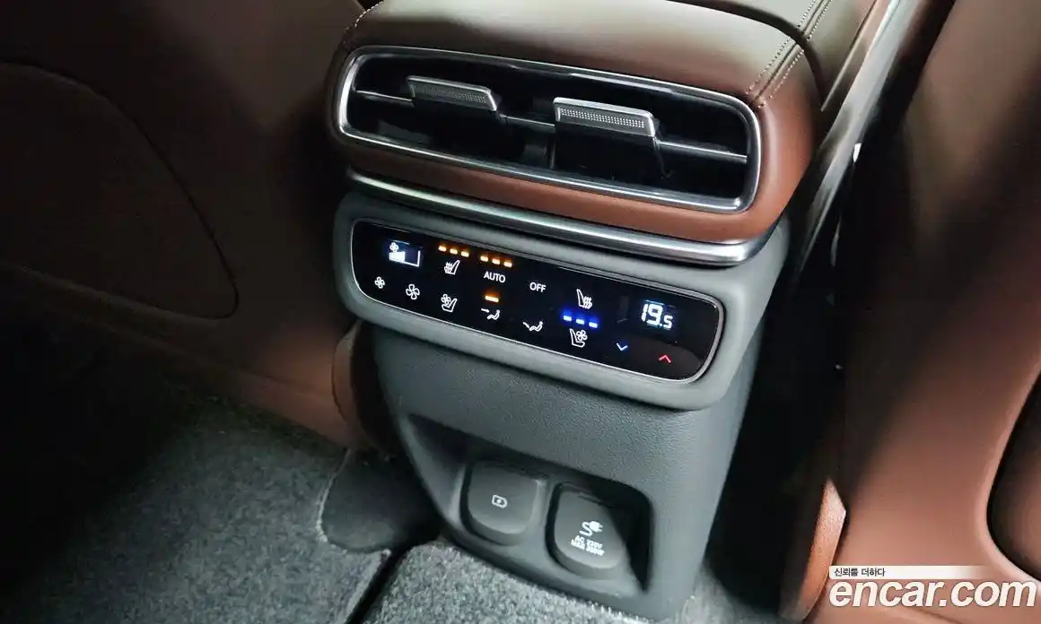 Genesis GV80 2025 2.5 автомат (гидро), фото 33