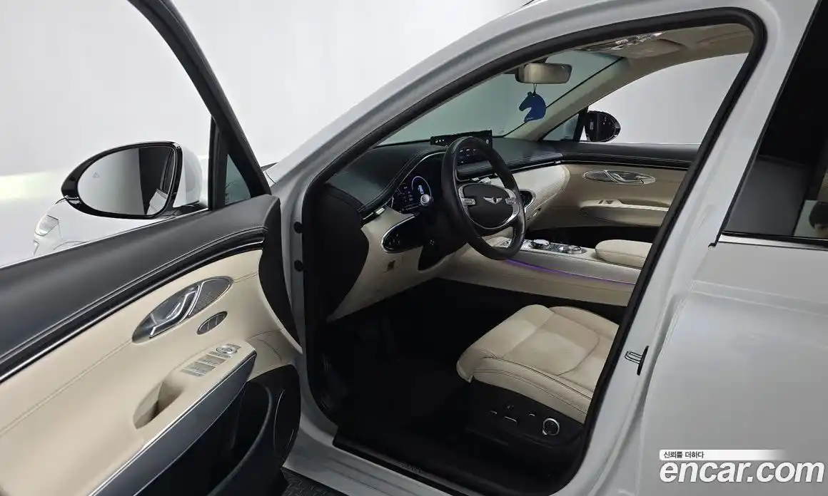 Genesis GV70 2023 2.5 автомат (гидро), фото 13