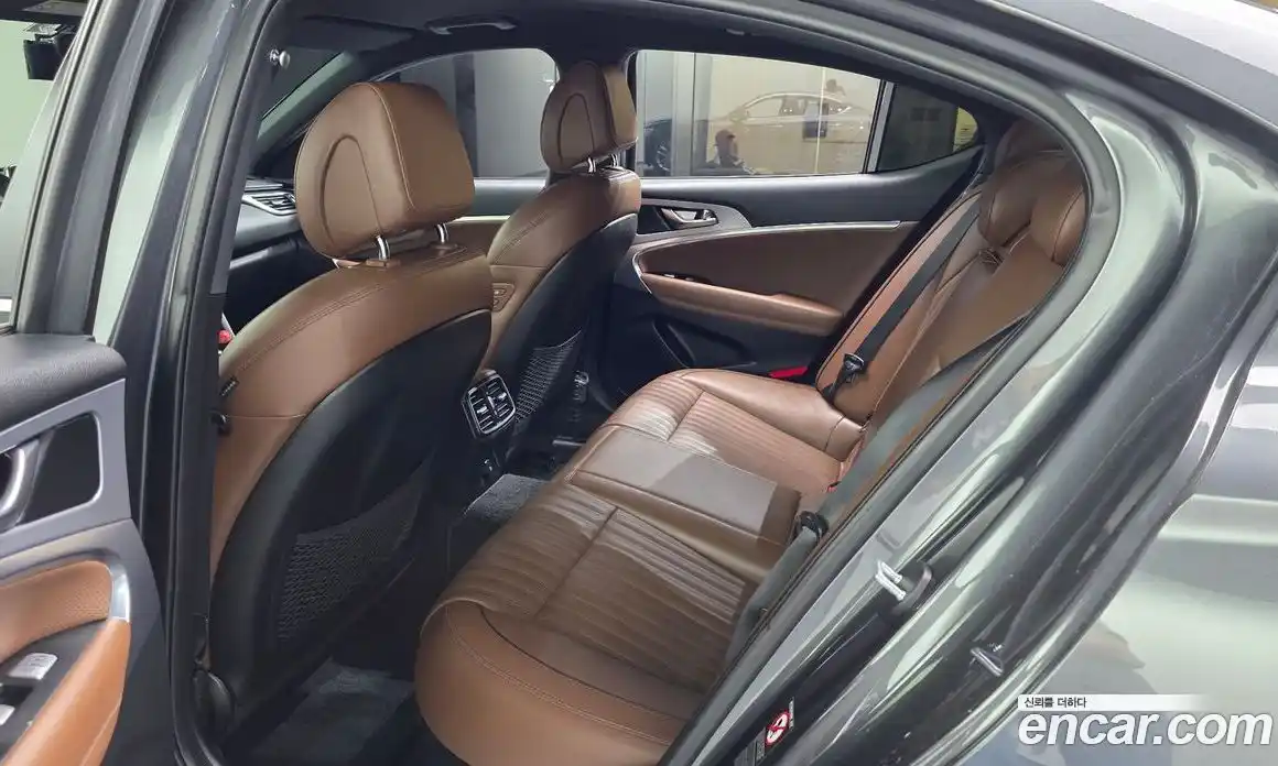 Genesis G70 2017 2.2 автомат (гидро), фото 16
