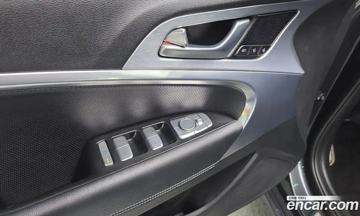 Genesis G70 2019 2.0 автомат (гидро), фото 26