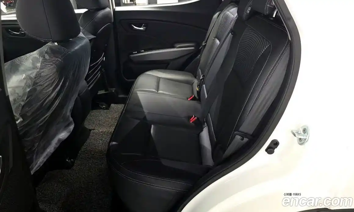 SsangYong TIBOLI 2017 1.6 автомат (гидро), фото 18