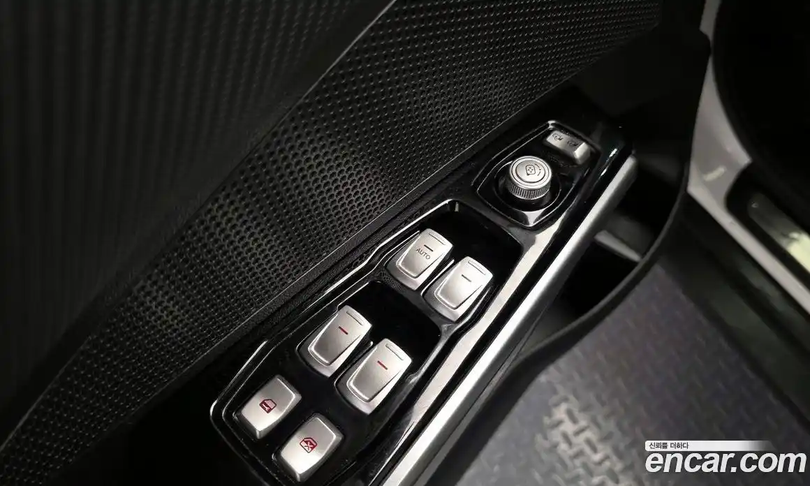 SsangYong TIBOLI 2017 1.6 автомат (гидро), фото 30