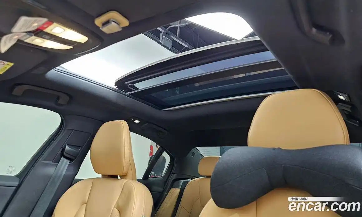 Volvo S60 2023 2.0 автомат (гидро), фото 24