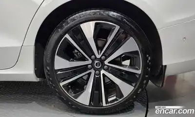 Volvo S60 2023 2.0 автомат (гидро), миниатюра 7