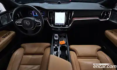 Volvo S60 2023 2.0 автомат (гидро), миниатюра 10