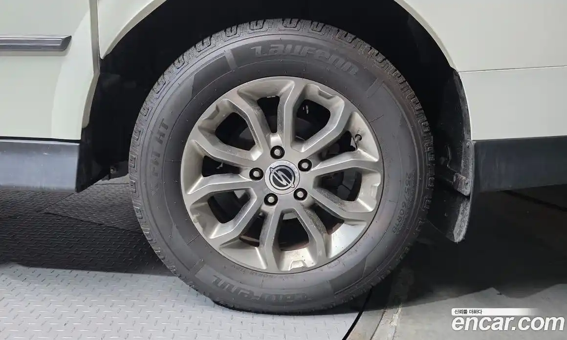 SsangYong Korando 2013 2.0 автомат (гидро), фото 7