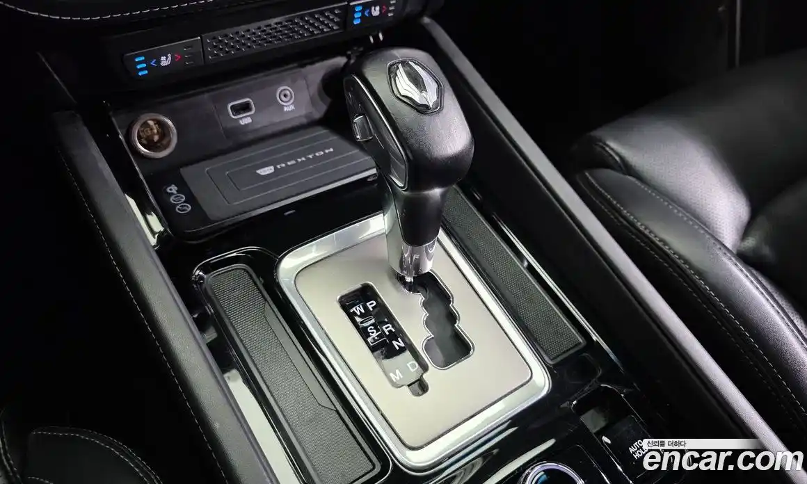 SsangYong Rexton 2017 2.2 автомат (гидро), фото 9