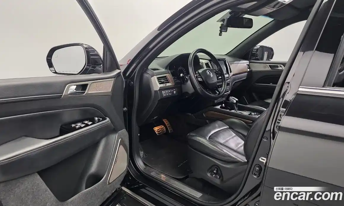 SsangYong Rexton 2017 2.2 автомат (гидро), фото 10