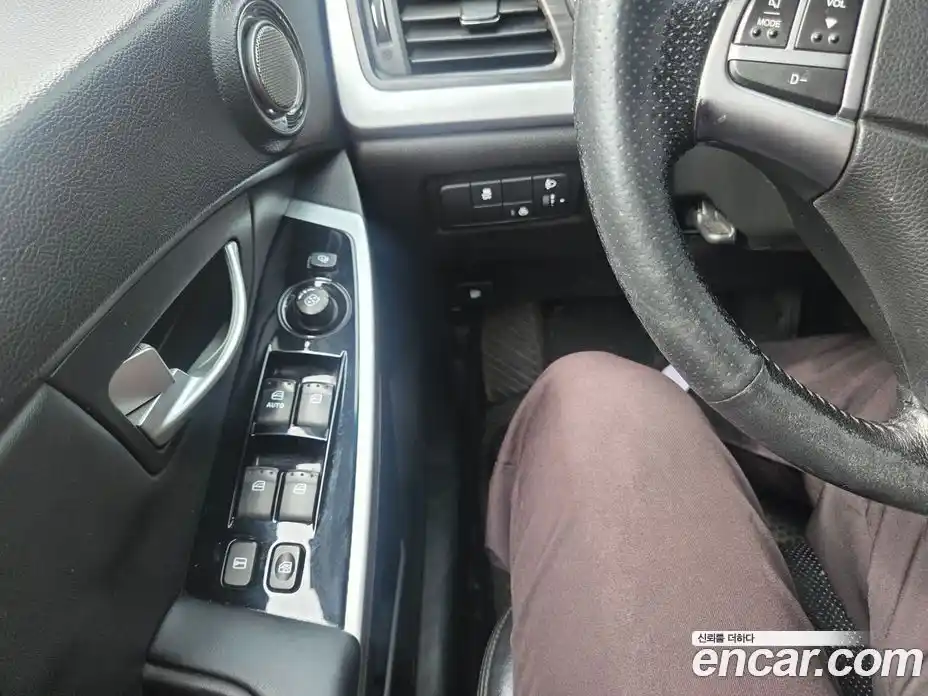 SsangYong Korando 2015 2.2 автомат (гидро), фото 10