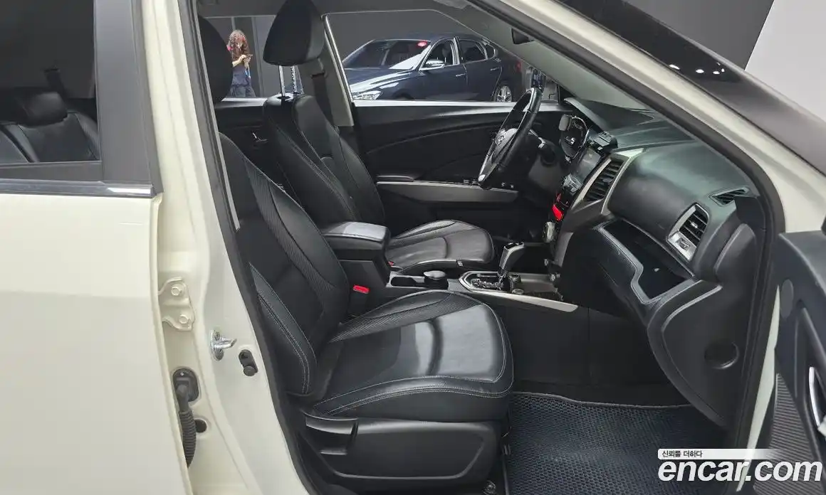 SsangYong TIBOLI 2016 1.6 автомат (гидро), фото 11