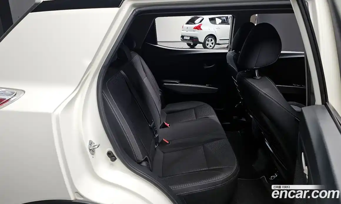 SsangYong TIBOLI 2015 1.6 автомат (гидро), фото 11