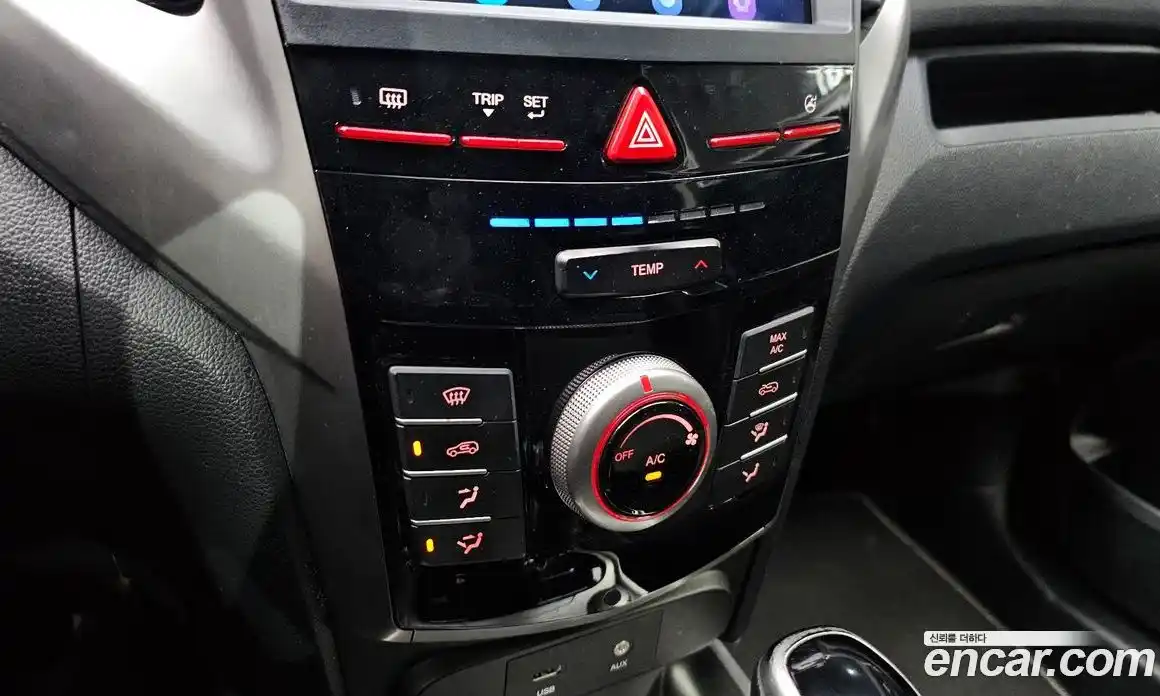 SsangYong TIBOLI 2015 1.6 автомат (гидро), фото 18