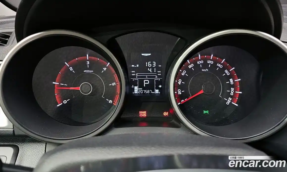 SsangYong TIBOLI 2015 1.6 автомат (гидро), фото 8
