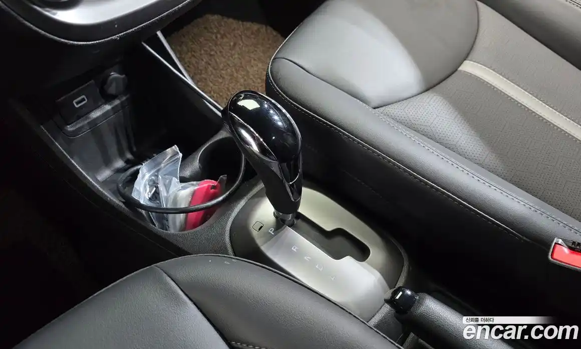Chevrolet Spark 2020 1.0 автомат (гидро), фото 12