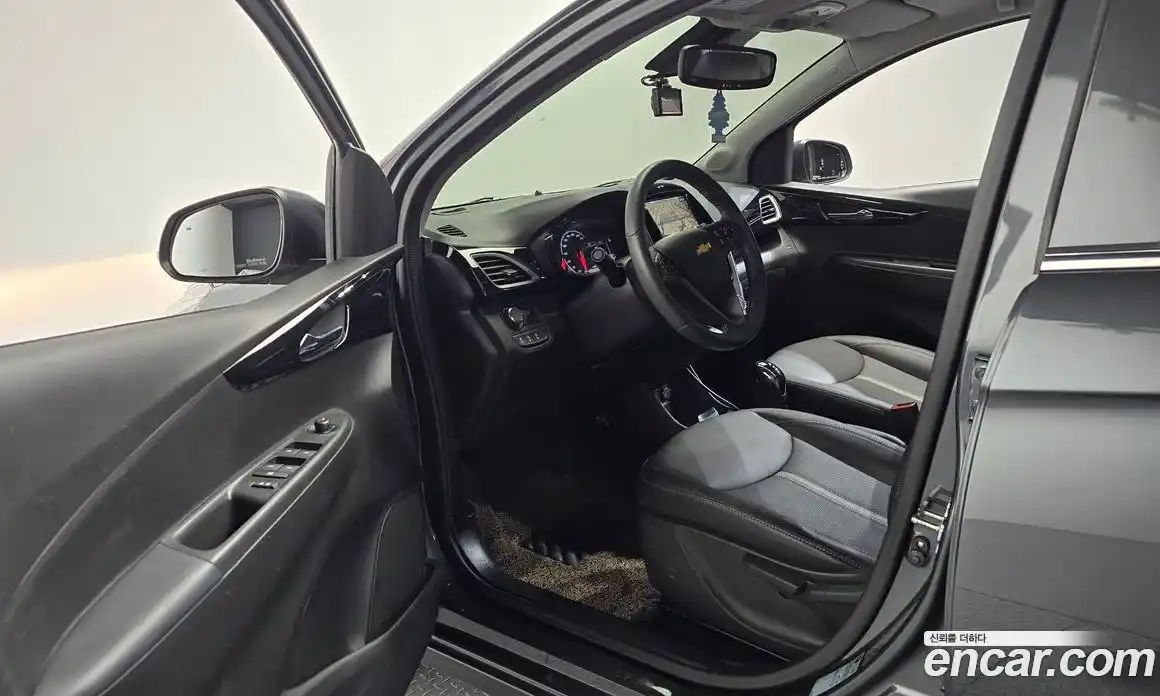 Chevrolet Spark 2020 1.0 автомат (гидро), фото 13