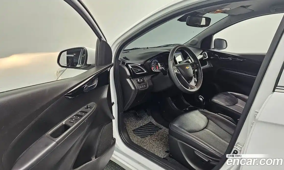 Chevrolet Spark 2020 1.0 автомат (гидро), фото 10
