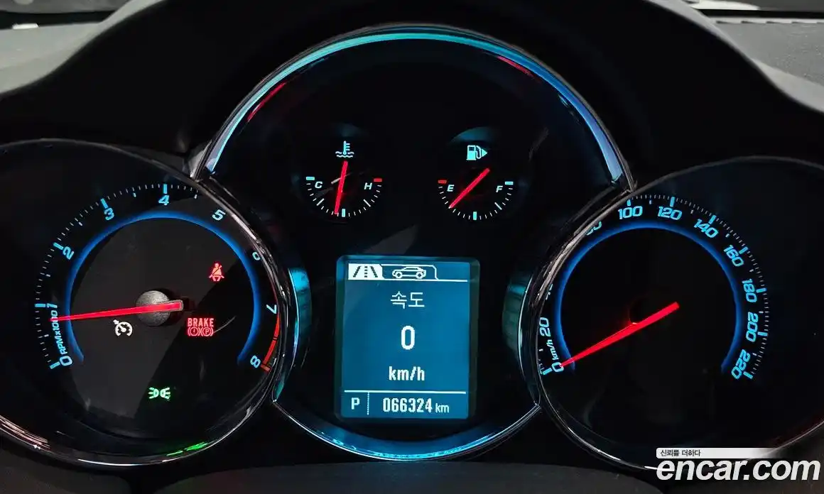 Chevrolet Cruze 2012 1.8 автомат (гидро), фото 8