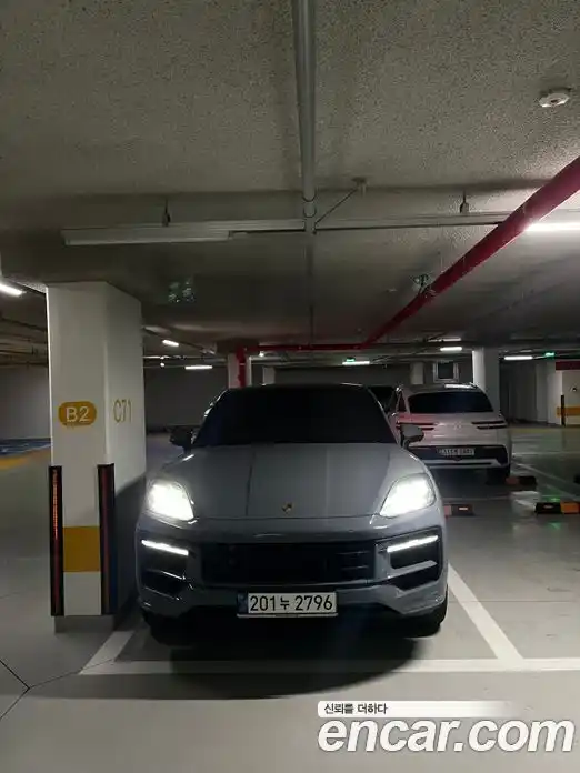 Porsche Cayenne 2024 3.0 автомат (гидро), фото 3