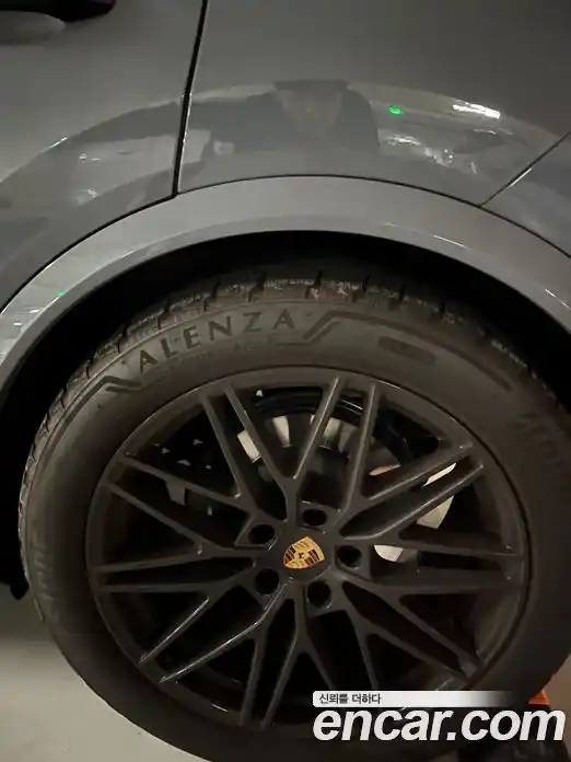 Porsche Cayenne 2024 3.0 автомат (гидро), фото 5