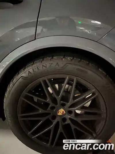 Porsche Cayenne 2024 3.0 автомат (гидро), миниатюра 5