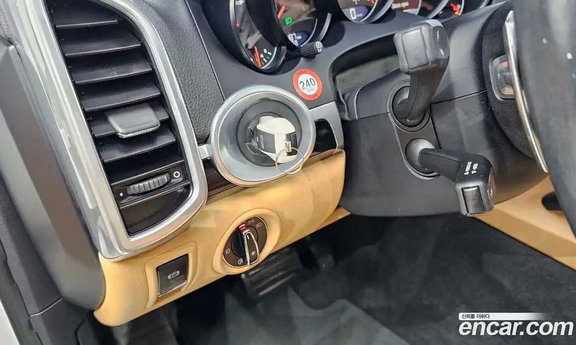 Porsche Cayenne 2016 3.0 автомат (гидро), фото 17