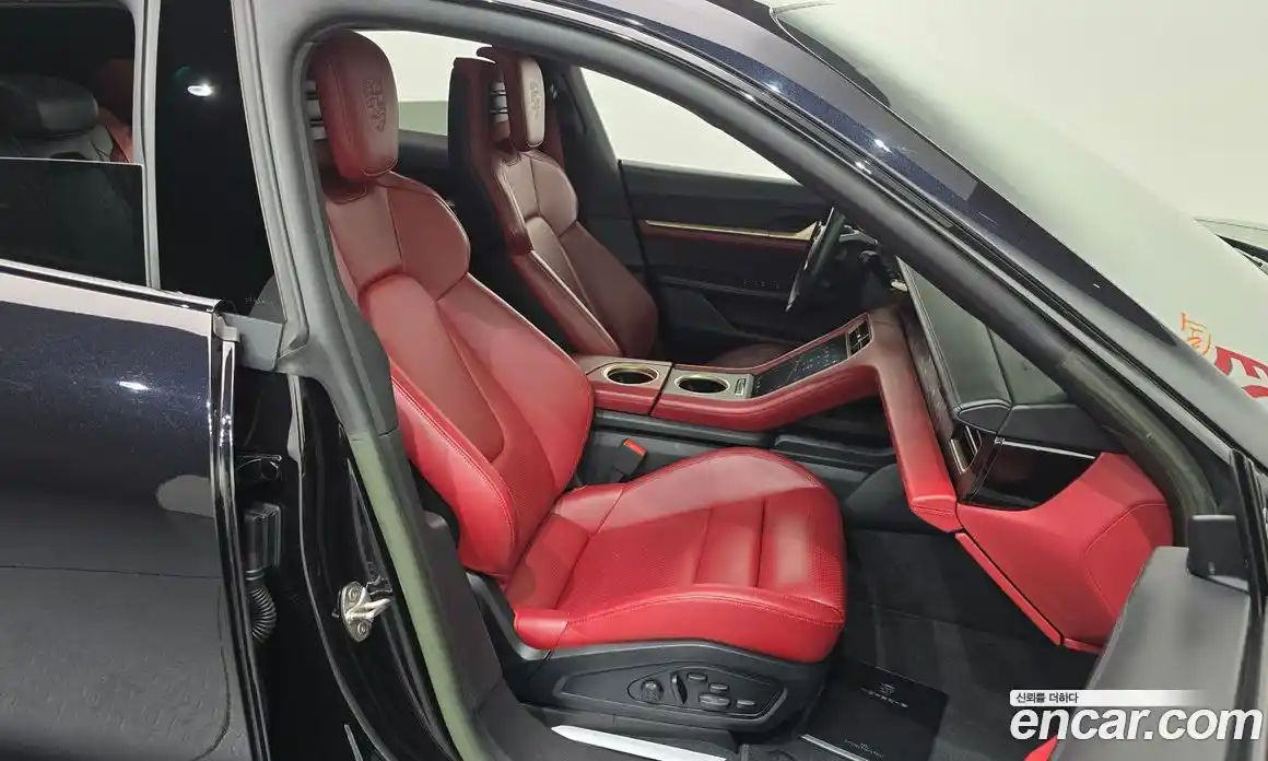 Porsche Taycan 2022 0.1 автомат (гидро), фото 16