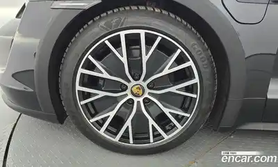 Porsche Taycan 2022 0.1 автомат (гидро), миниатюра 5