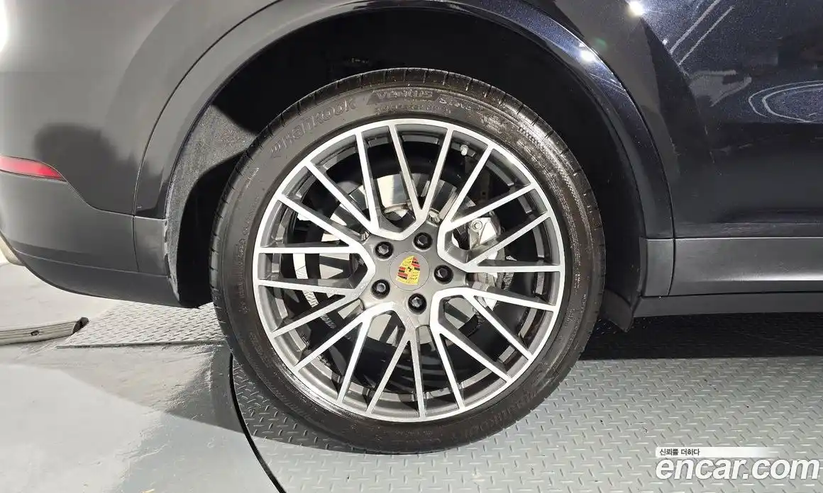 Porsche Cayenne 2019 3.0 автомат (гидро), фото 5