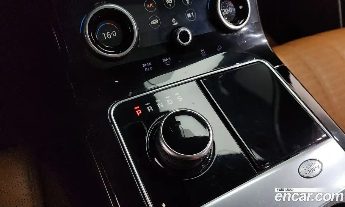 Land Rover Range Rover Velar 2019 3.0 автомат (гидро), фото 12