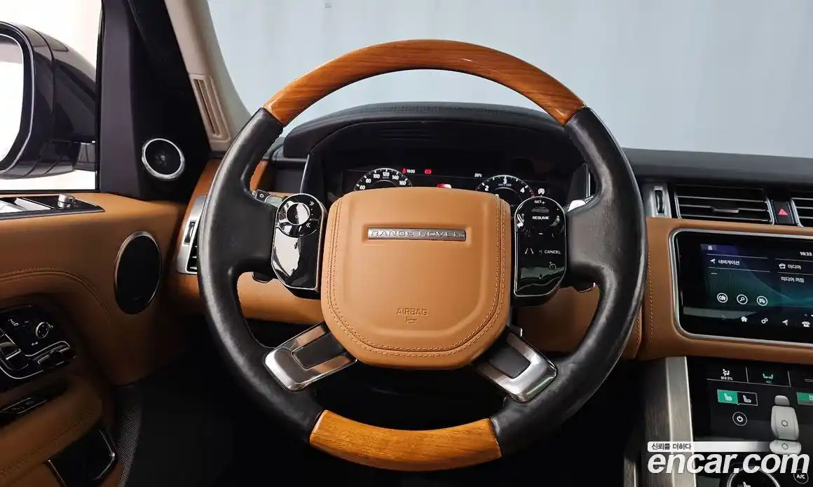 Land Rover Range Rover 2020 4.4 автомат (гидро), фото 13