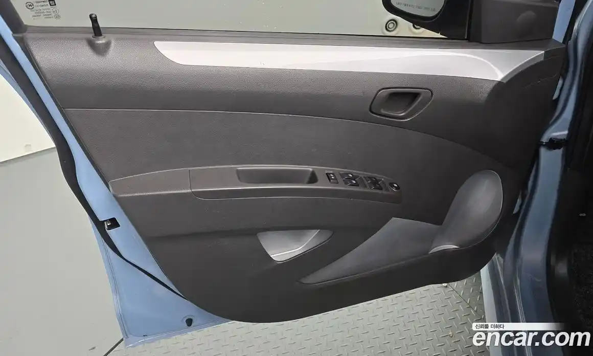 Chevrolet Spark 2014 1.0 автомат (гидро), фото 14