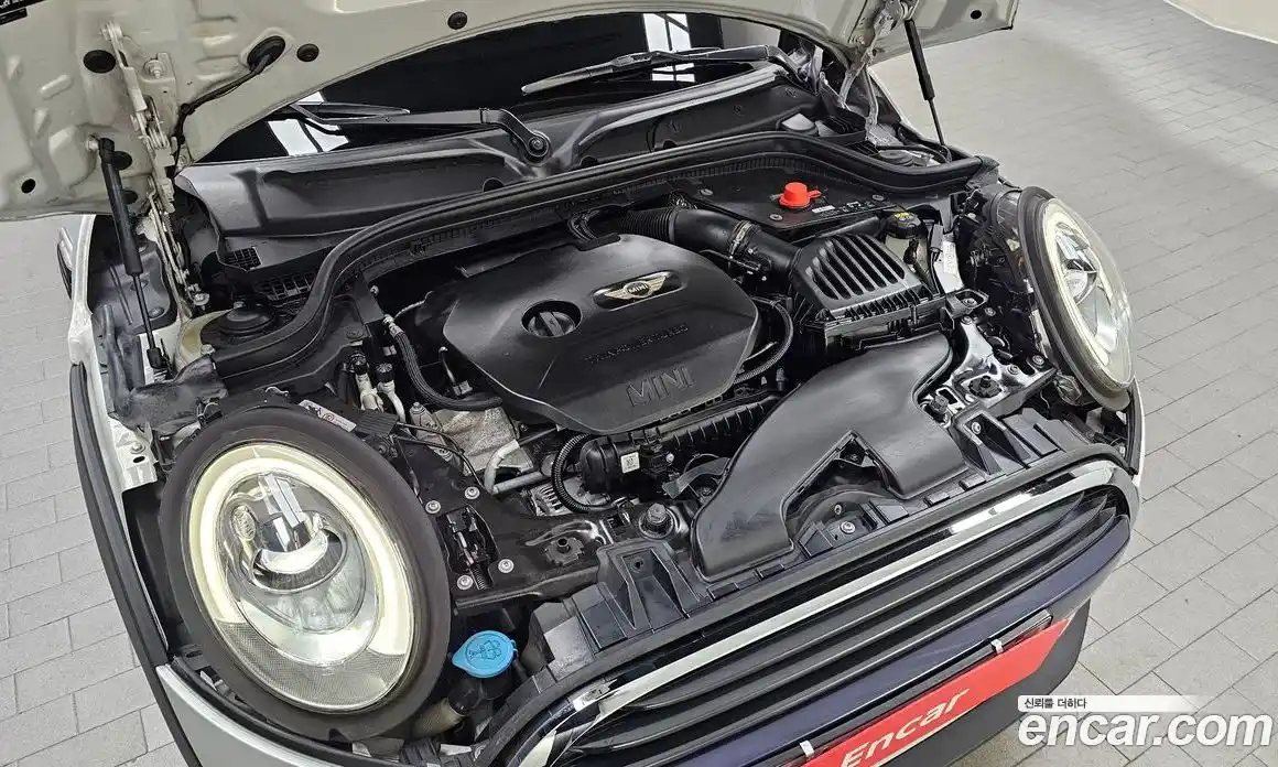 Mini Cooper 2017 1.5 автомат (гидро), фото 6