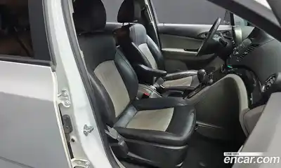 Chevrolet Orlando 2015 2.0 автомат (гидро), миниатюра 12