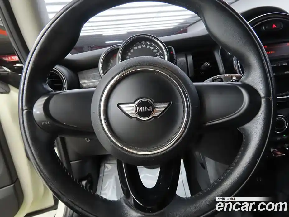Mini Cooper 2014 1.5 автомат (гидро), фото 8